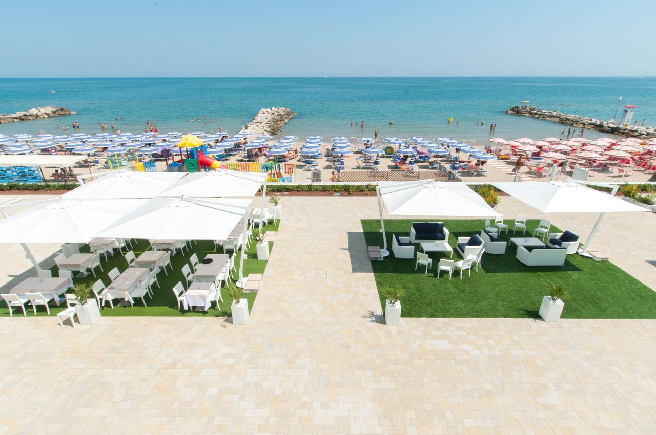 Lungomare Relax Residence Misano Adriatico Exterior foto